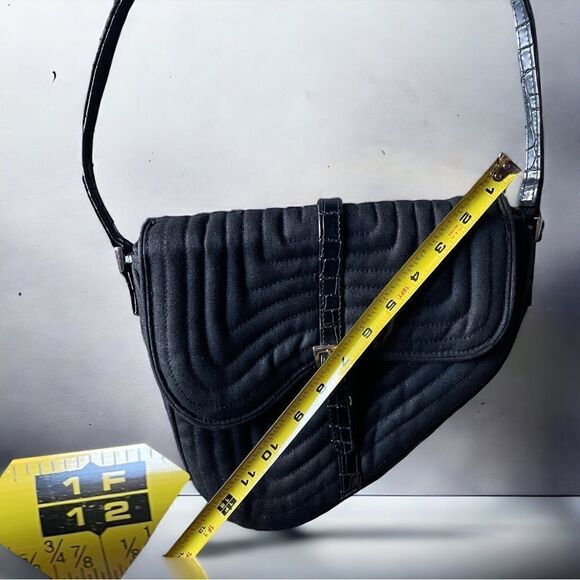 LA RUE Bags l Black Croc Leather Strap l Shoulder l Buckle Decor l Medium l EUC - Picture 6 of 10